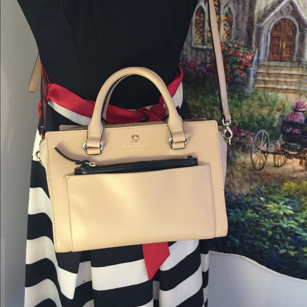 kate spade Handbag Crossbody Buttercream/Tan color